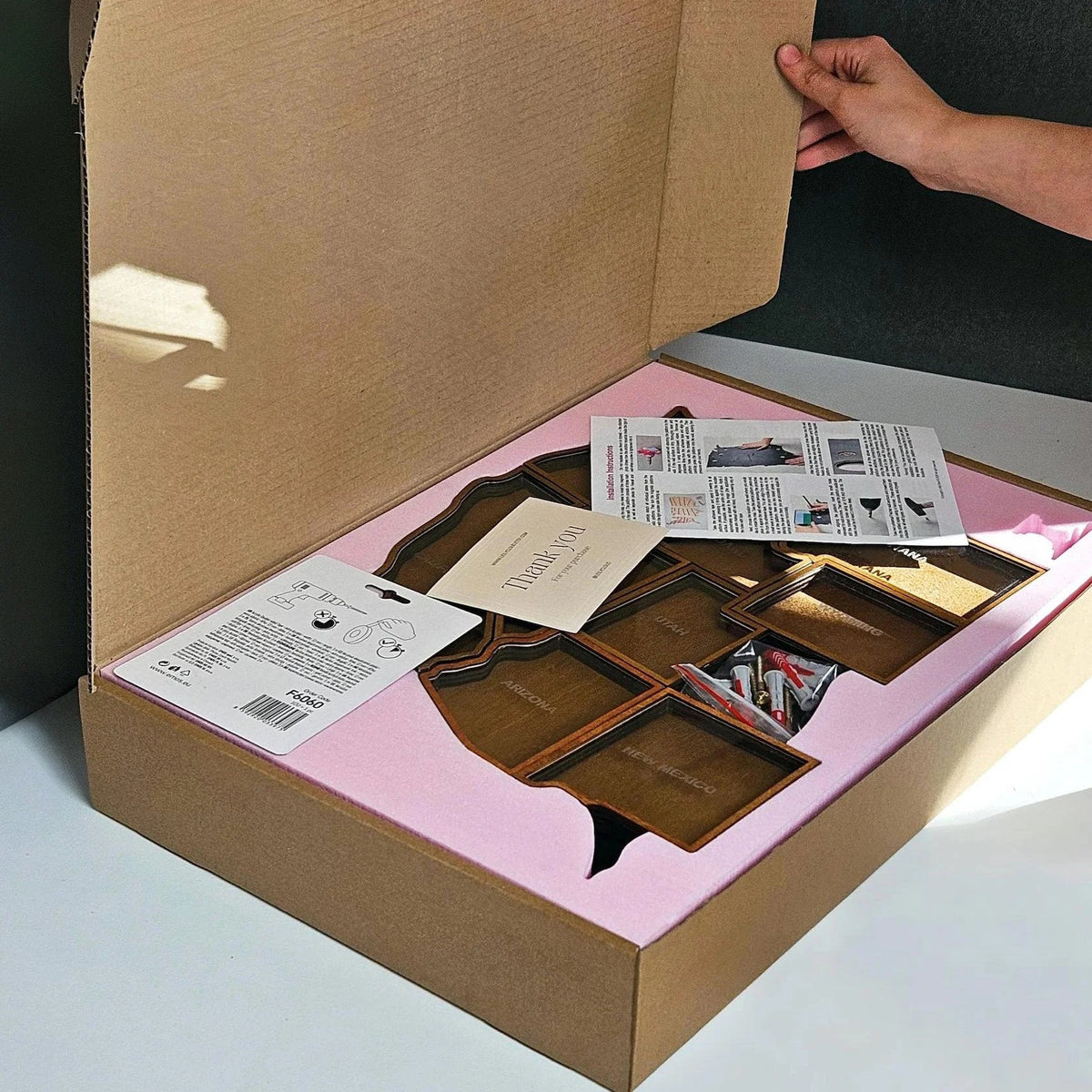 π Personalized USA Travel Memory Map β Collect & Display Your Travel Keepsakes