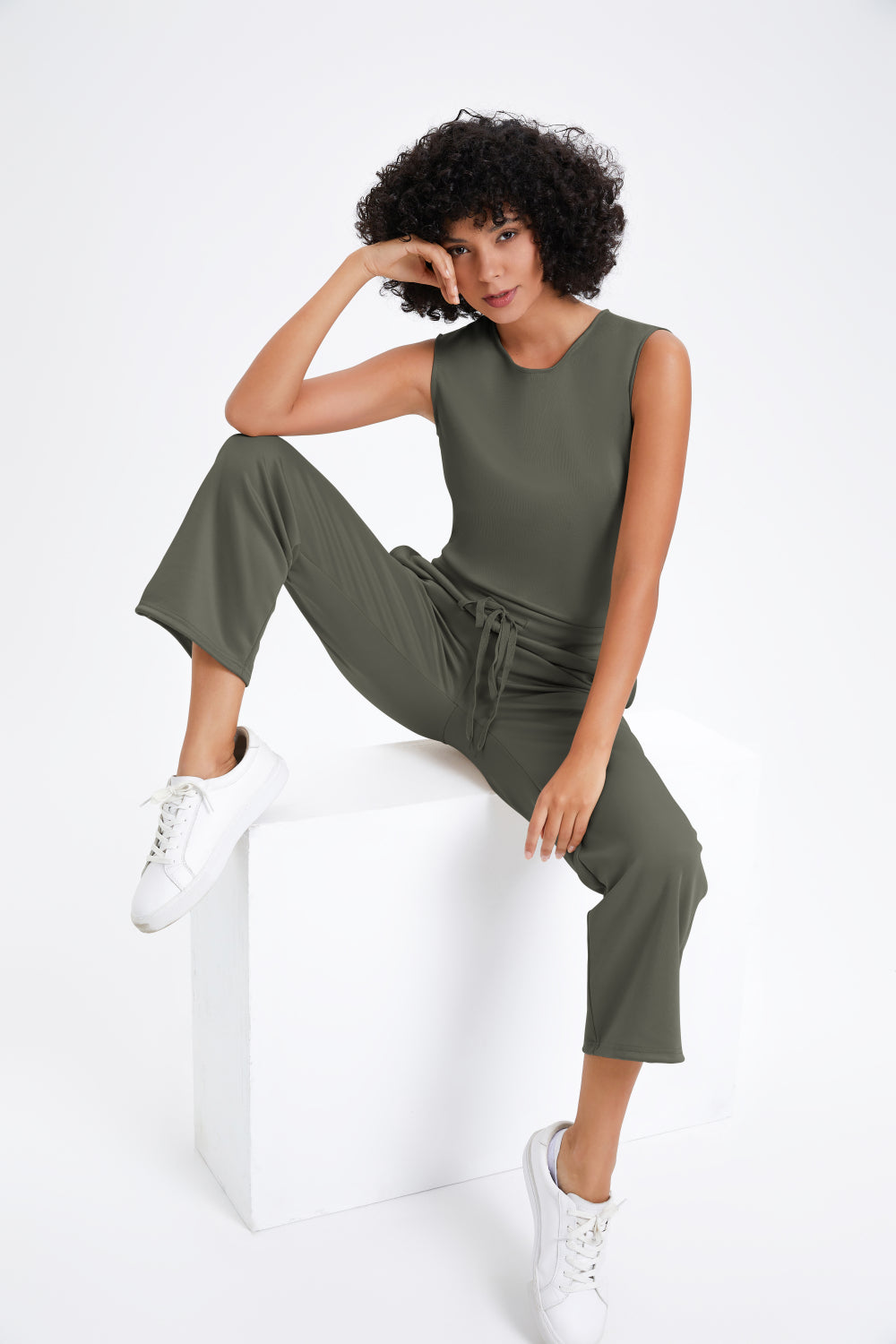 Slim casual women's sleeveless solid color v-neck trousers jumpsuit - Buy two and get free shipping!