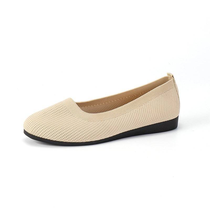 š Lightweight Square-Toe V-Cut Flats