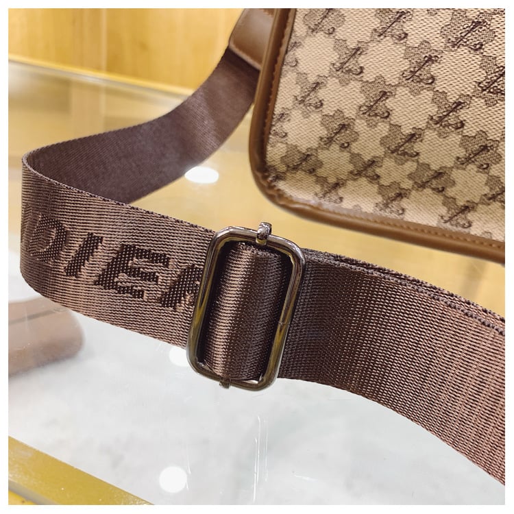 Fashionable and trendy crossbody bag - BUY 2 FREE SHIPPING