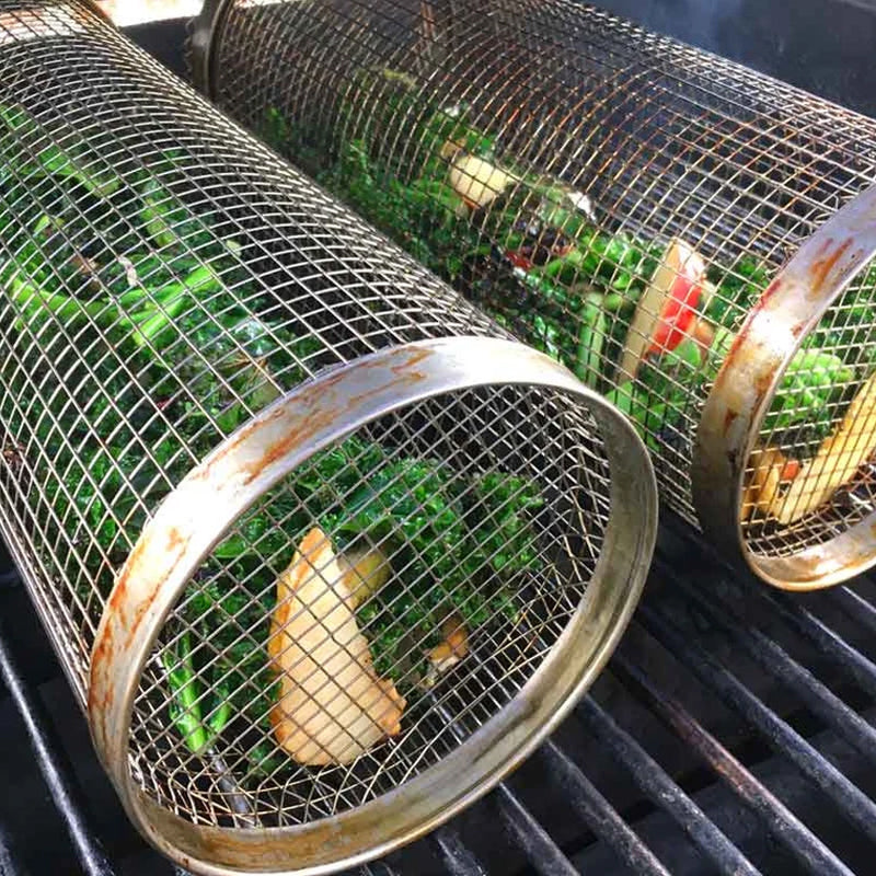 Cylindrical barbecue basket