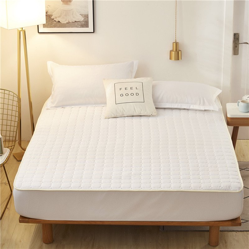 🔥2023 Latest Breathable Silky Mattress Cover
