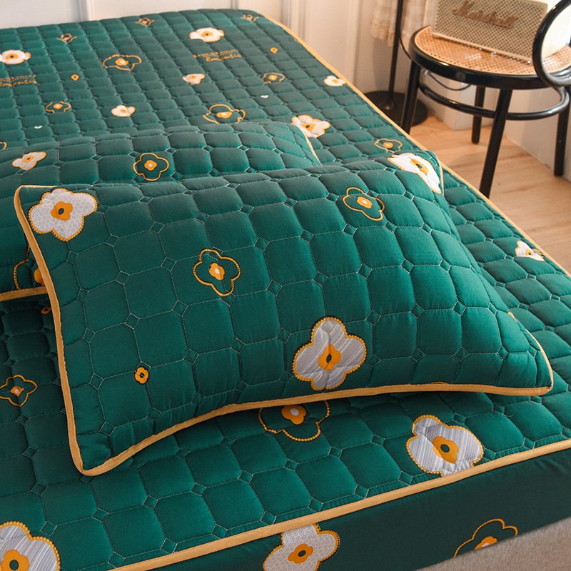🔥2023 Latest Breathable Silky Mattress Cover