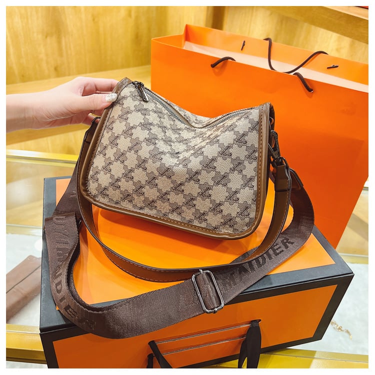 Fashionable and trendy crossbody bag - BUY 2 FREE SHIPPING