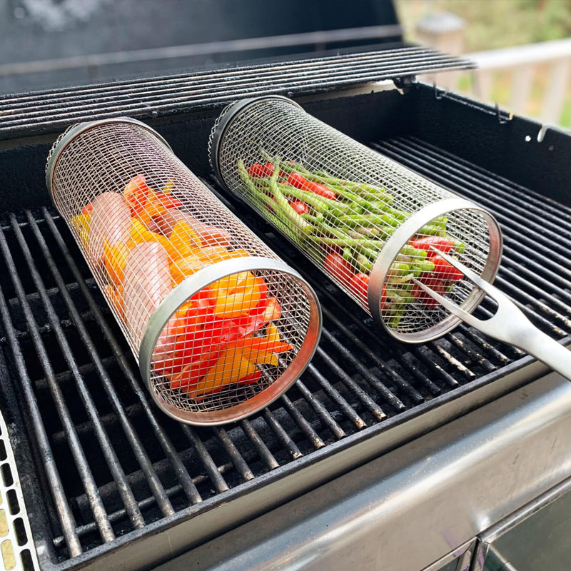 Cylindrical barbecue basket